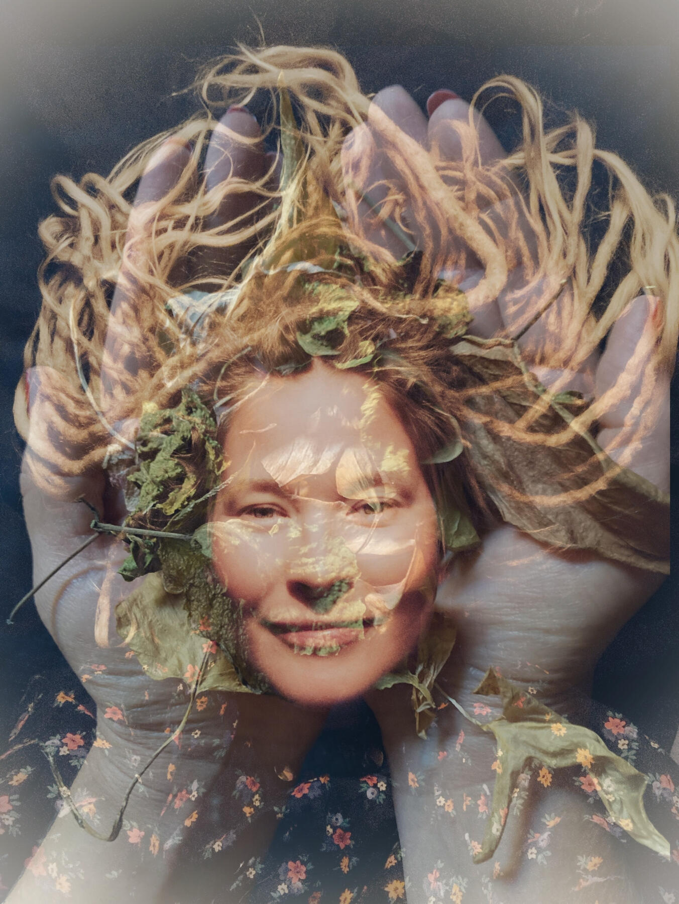 Minja Mertanen is a Helsinki based dancer and a live artist. She has graduated as a dance teacher, dance- and movement therapist, a yoga instructor and Somatic Movement Therapist. She has been working with Butoh over 20 years performing and teaching in 20